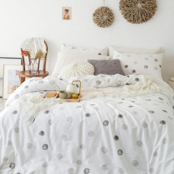 Двоен спален комплект с олекотена завивка Оскар 